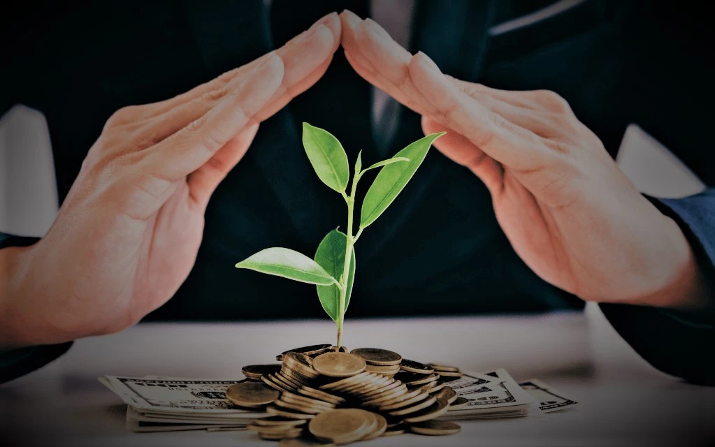 في عالم التمويل، هناك استراتيجيتان شائعتان غالبًا ما يتم مناقشتهما بين المستثمرين وهما الاستثمار والمضاربة. ولكل منهما مزاياه ومخاطره الخاصة، ولكن أيهما أفضل حقًا؟ دعنا نتعمق في الفروق الدقيقة لكل منهما لتحديد الخيار الأفضل لتحقيق أقصى قدر من العائدات وتقليل المخاطر.